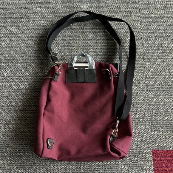 HENRI BENDEL NEW CANVAS PURSE BACKPACK CONVERTIBLE MEDIUM SIZE LIMITED EDITION - Picture 2 of 15